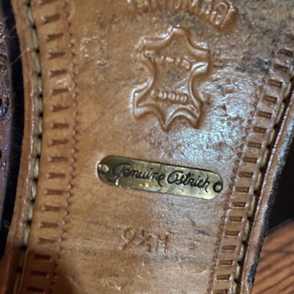 Ostrich means 91/2 M width color : - Picture 4 of 7